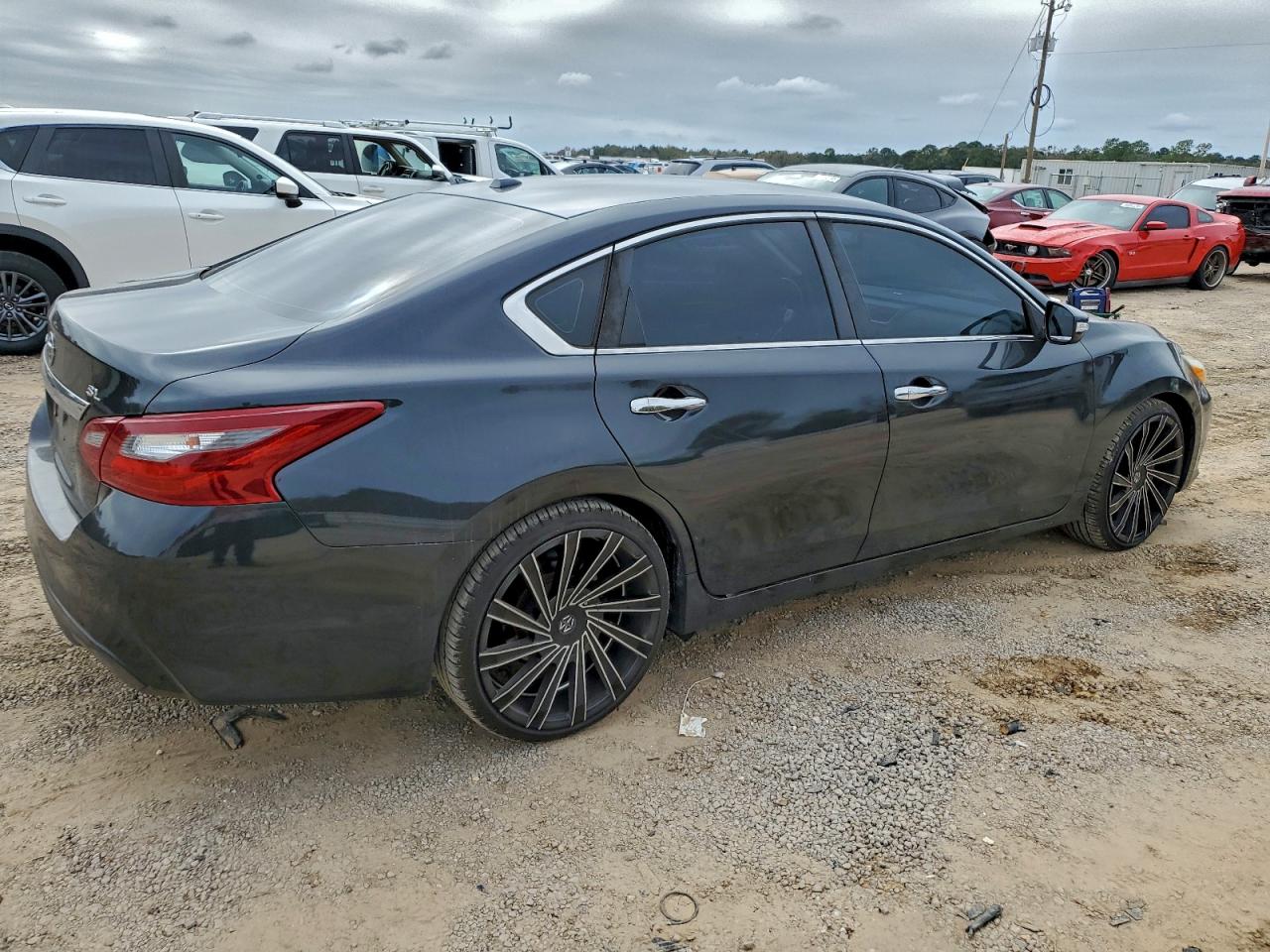 2018 NISSAN ALTIMA 2.5 photo 5