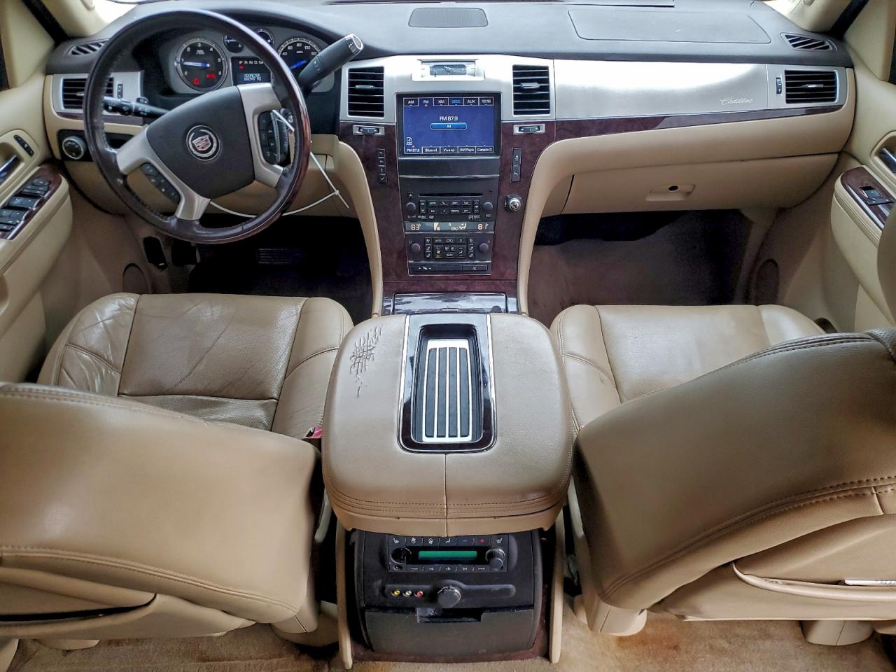 2012 CADILLAC ESCALADE PREMIUM photo 8