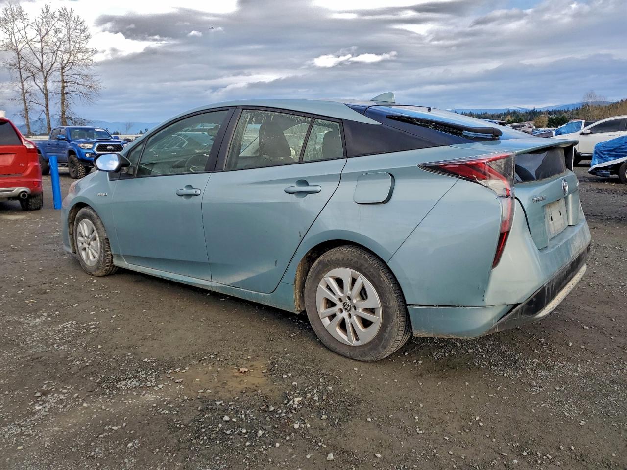 2016 TOYOTA PRIUS photo 2