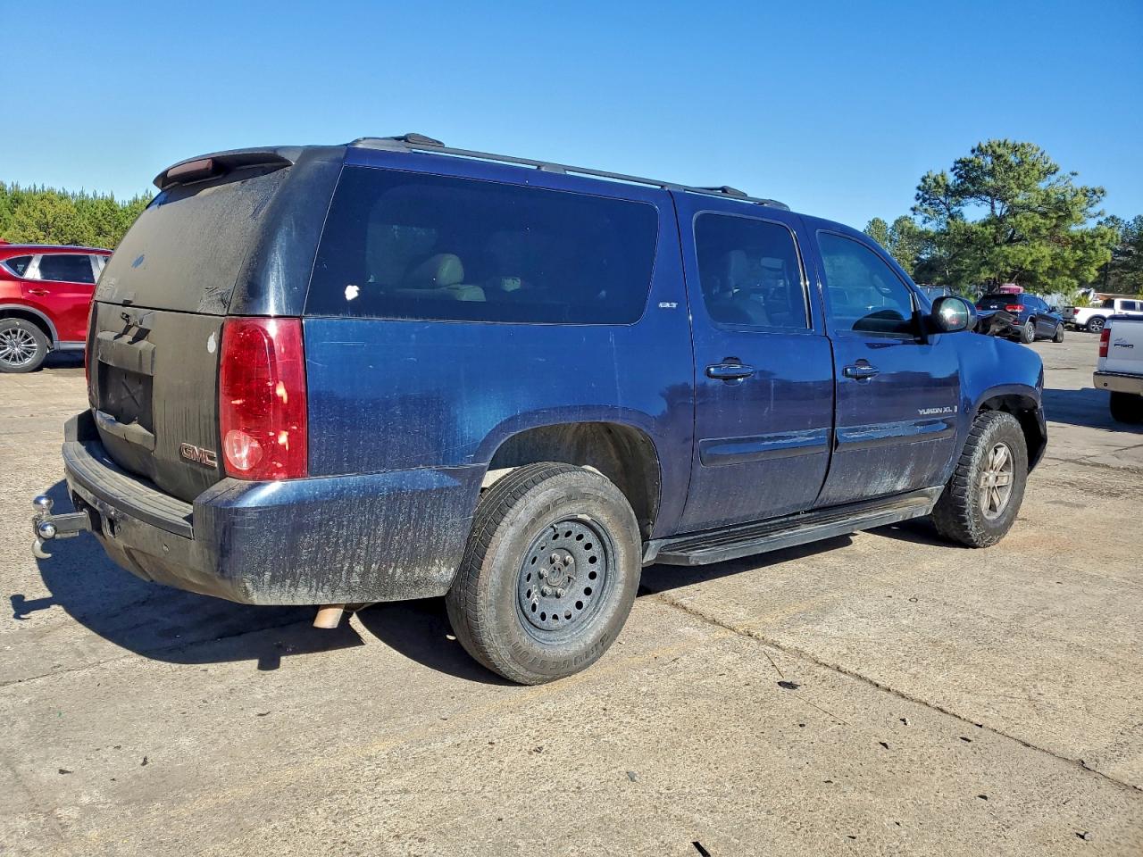 2008 GMC YUKON XL C1500 photo 7