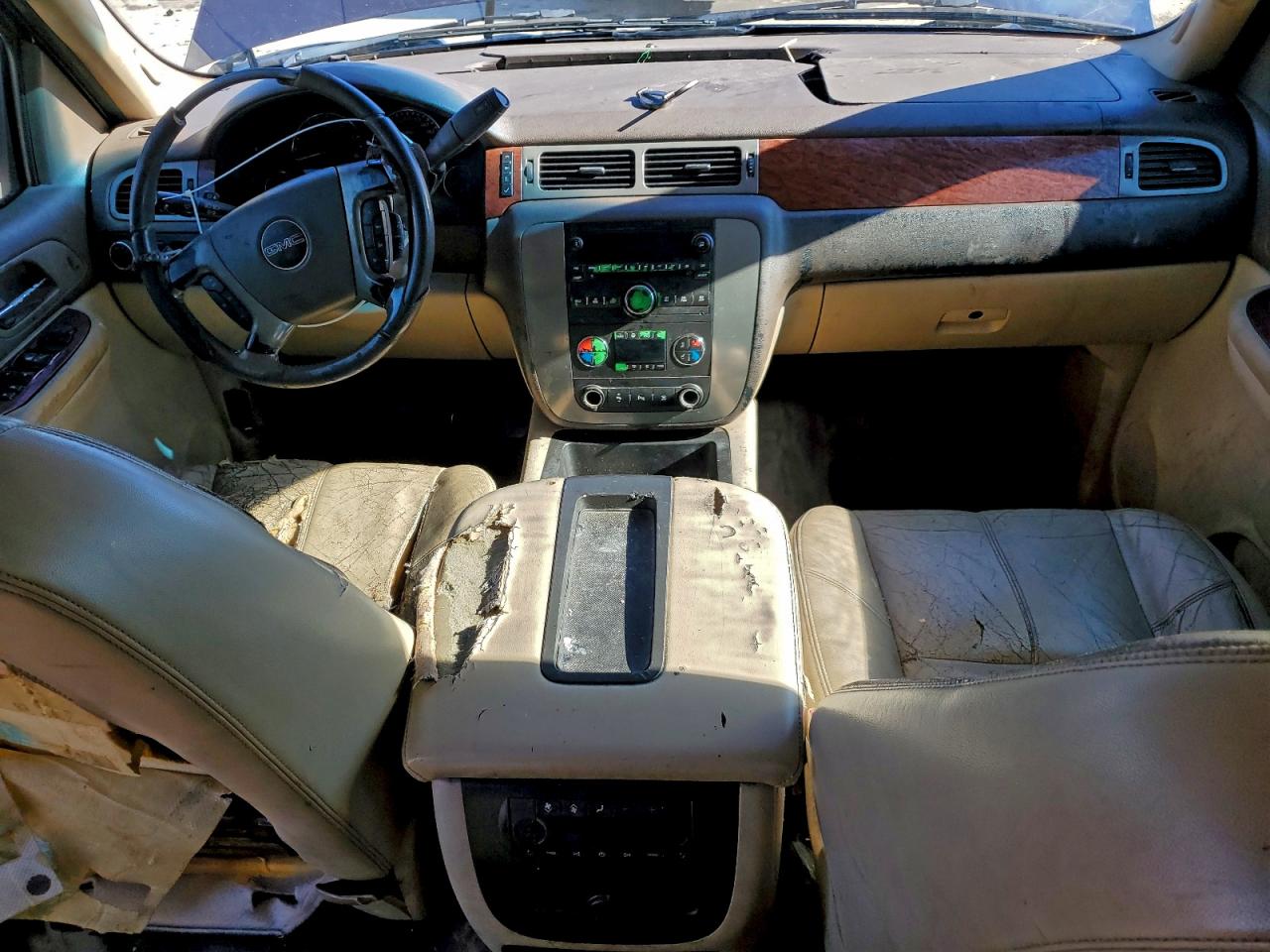 2008 GMC YUKON XL C1500 photo 22