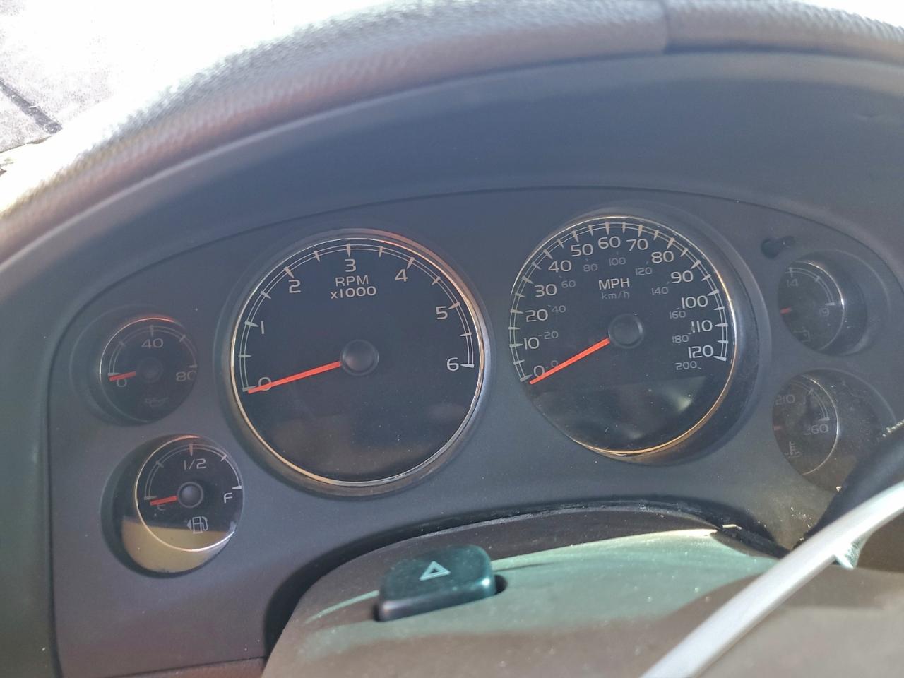 2008 GMC YUKON XL C1500 photo 25