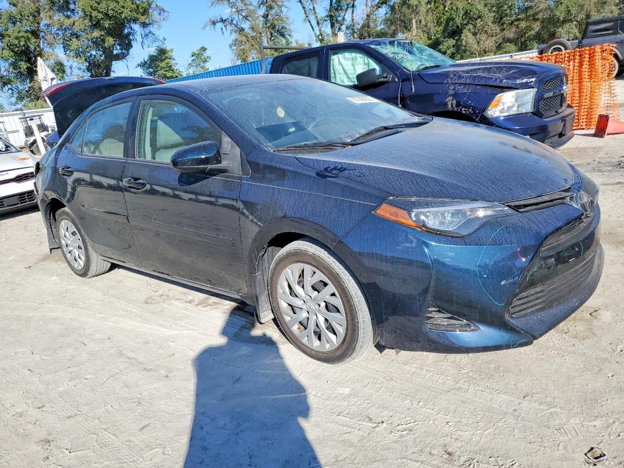 2018 TOYOTA COROLLA L photo 7