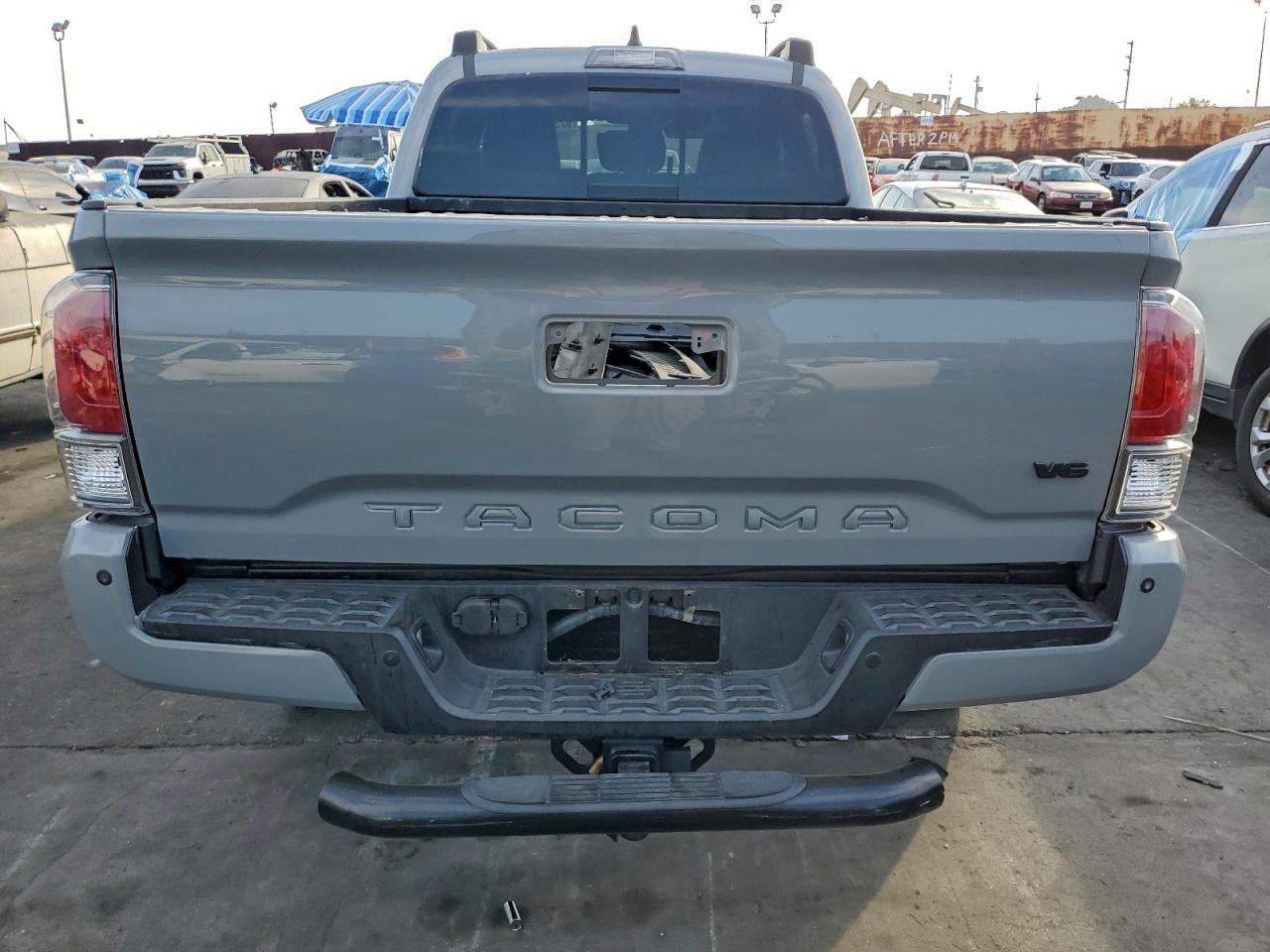 2021 TOYOTA TACOMA DOUBLE CAB photo 6