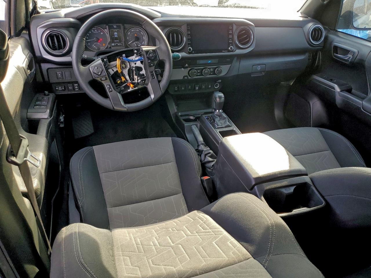 2021 TOYOTA TACOMA DOUBLE CAB photo 8
