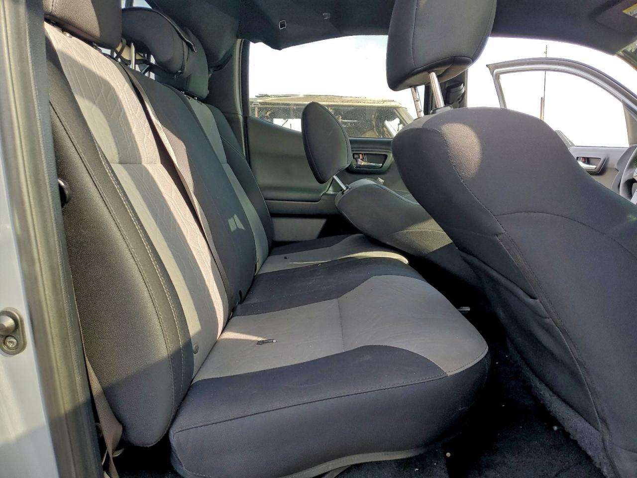 2021 TOYOTA TACOMA DOUBLE CAB photo 10