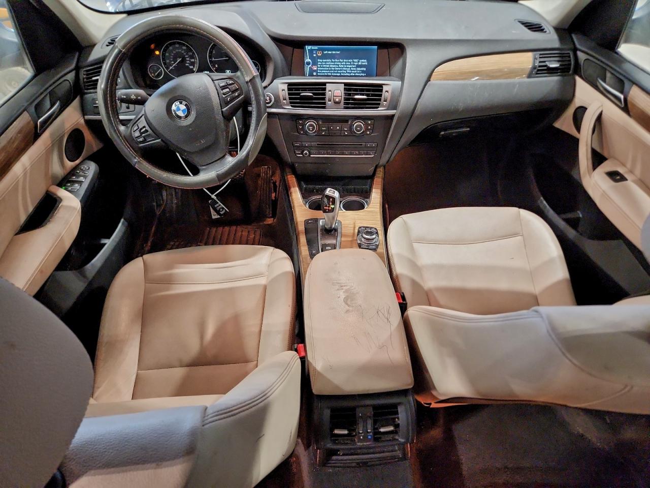 2011 BMW X3 XDRIVE28I photo 8