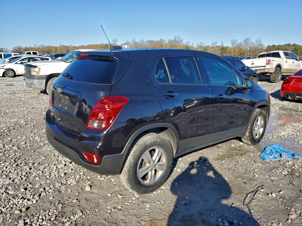 2022 CHEVROLET TRAX LS photo 5