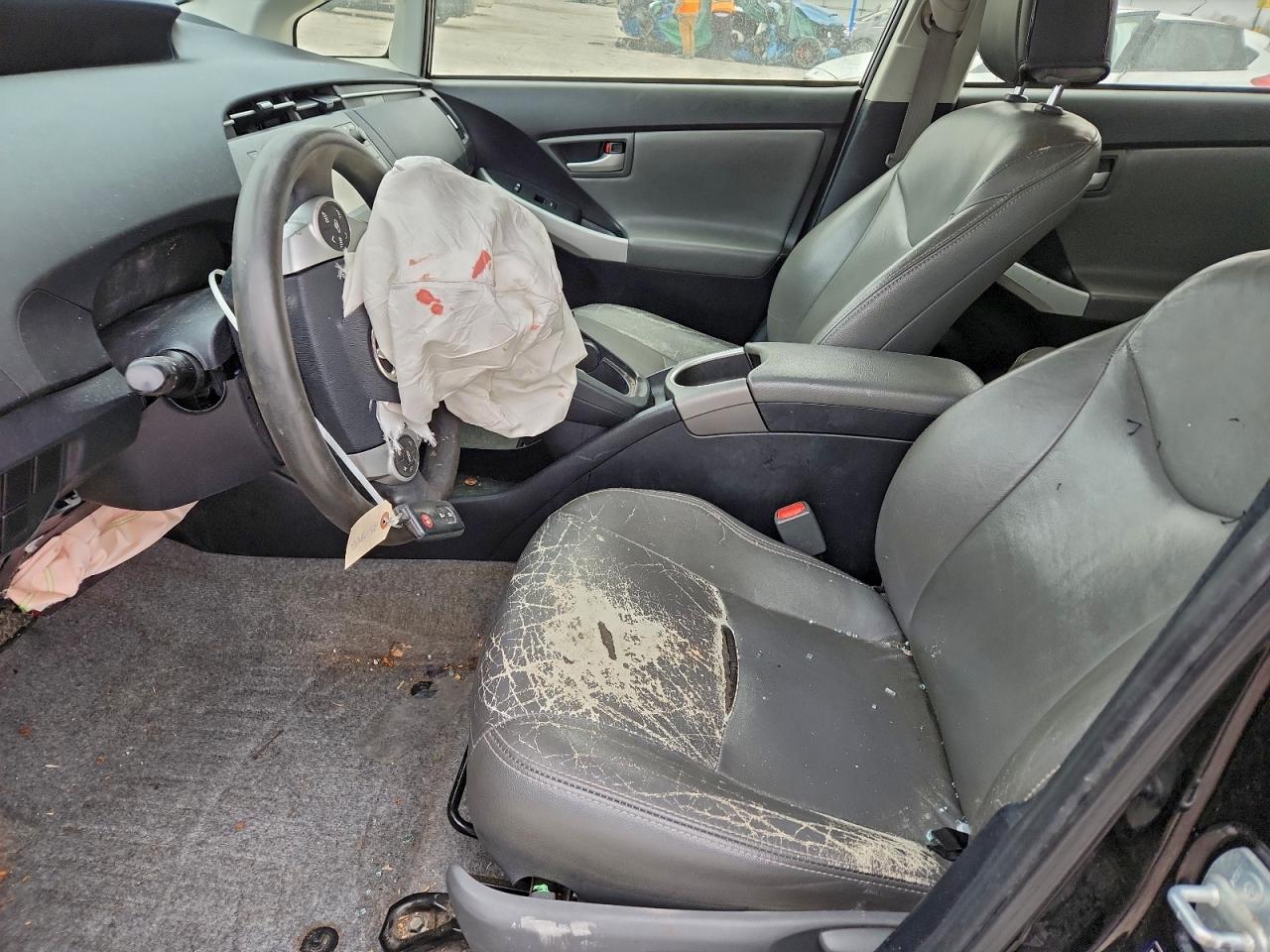 2014 TOYOTA PRIUS photo 7