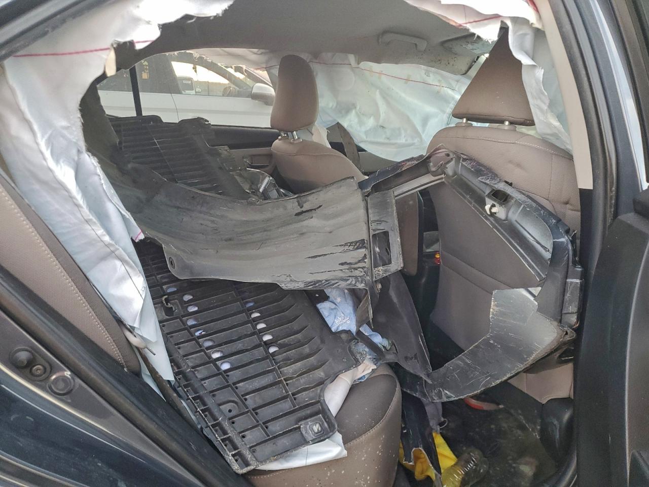 2019 TOYOTA COROLLA L photo 10