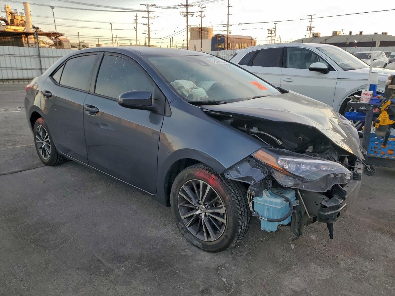 2019 TOYOTA COROLLA L photo 4