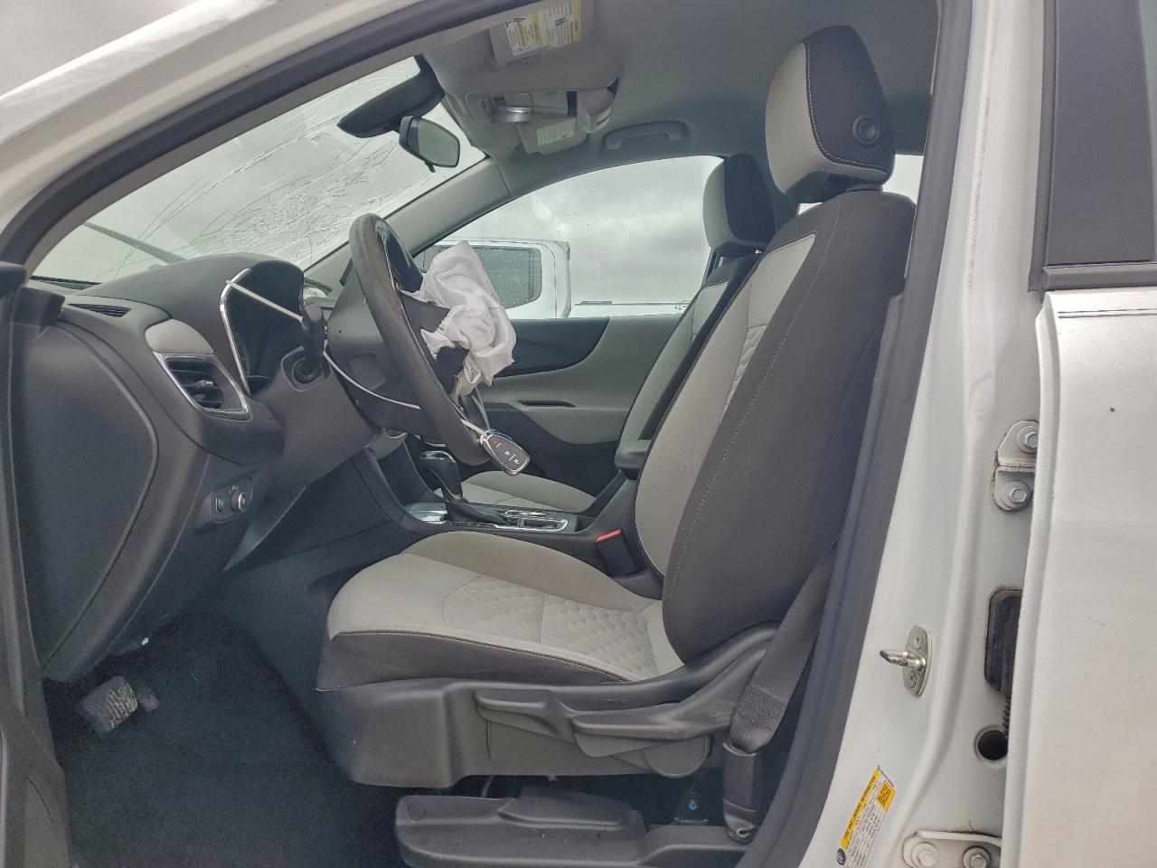 2018 CHEVROLET EQUINOX LS photo 7