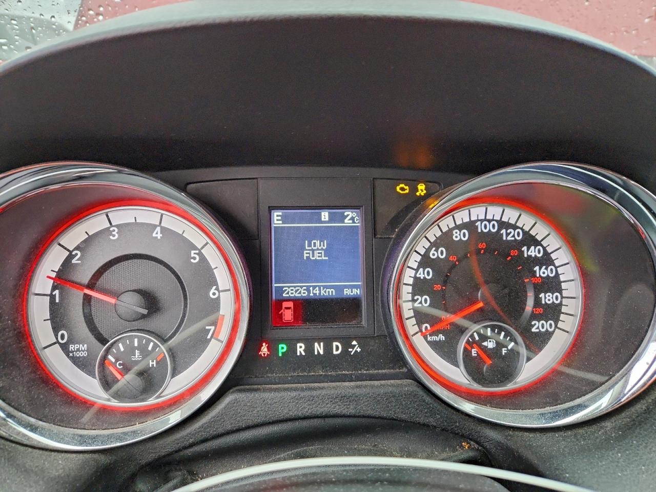 2011 DODGE GRAND CARAVAN CREW photo 9