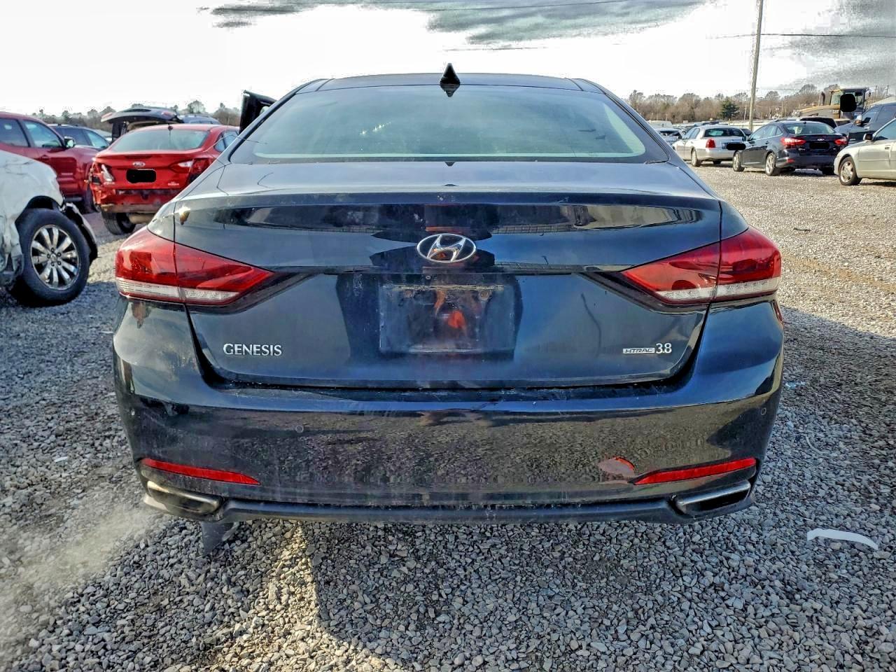 2015 HYUNDAI GENESIS 3.8L photo 6