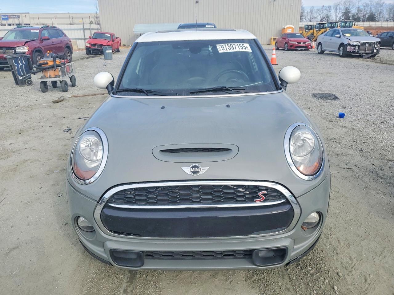 2017 MINI COOPER S photo 5
