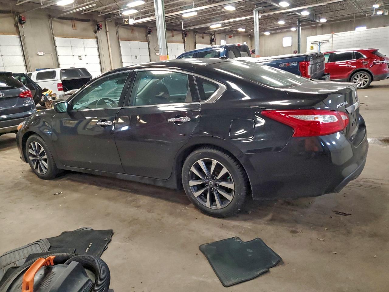 2017 NISSAN ALTIMA 2.5 photo 2