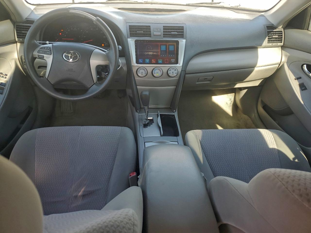 2011 TOYOTA CAMRY photo 8