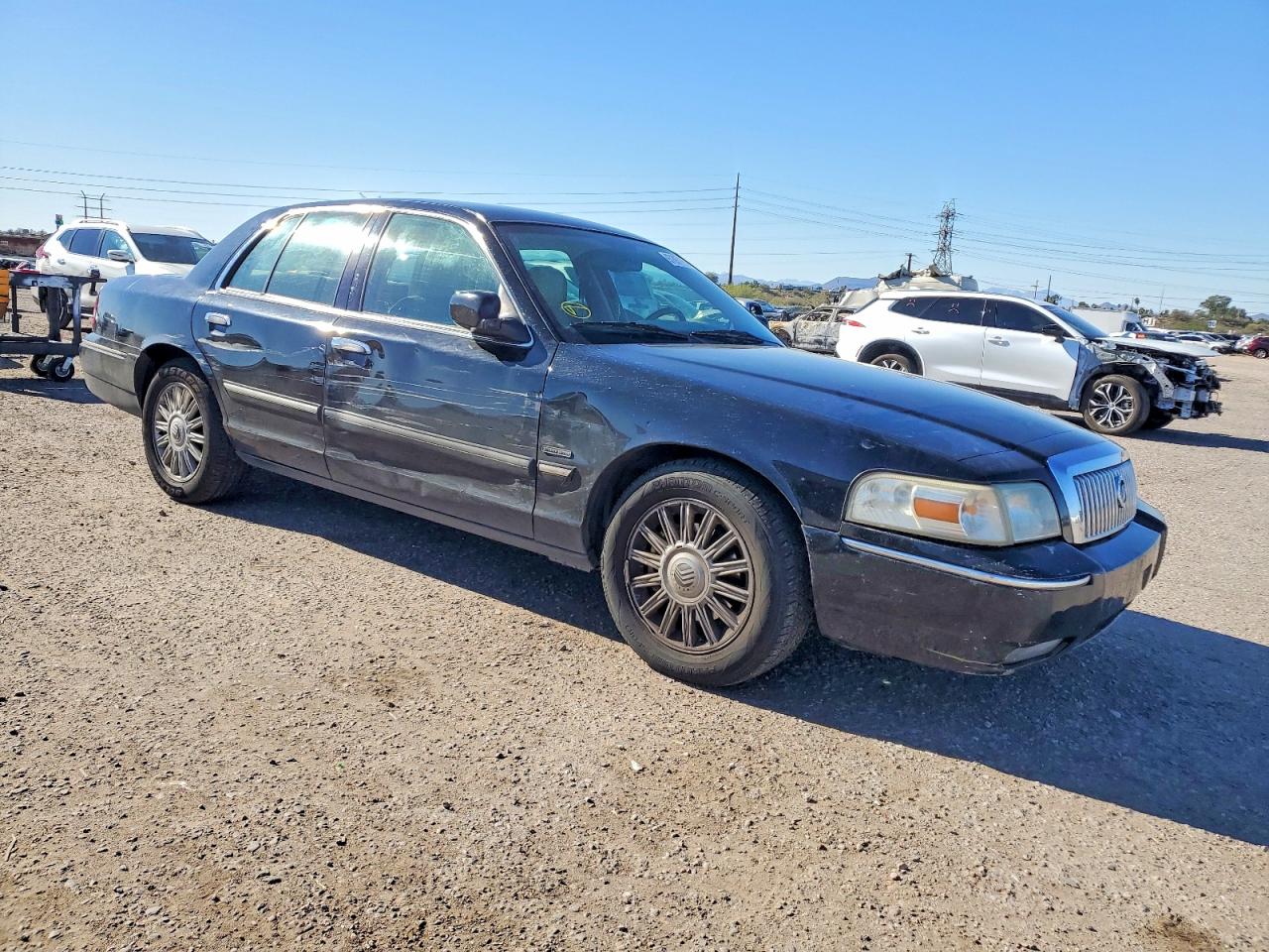 2010 MERCURY GRAND MARQUIS LS photo 4