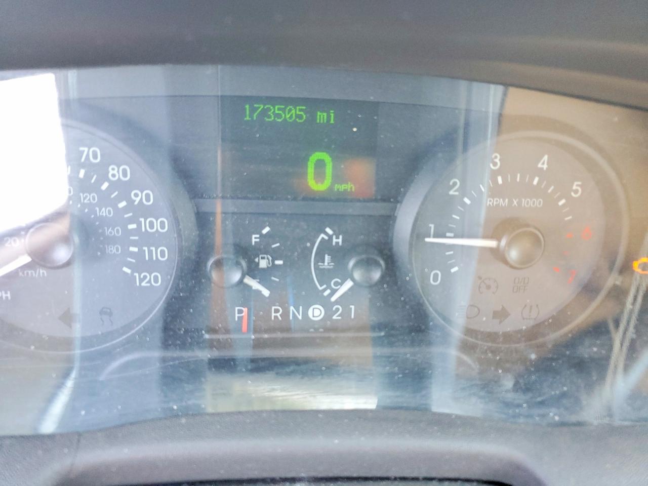 2010 MERCURY GRAND MARQUIS LS photo 9