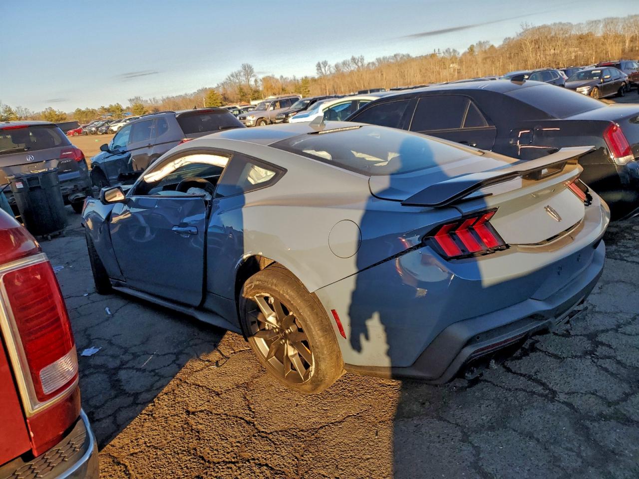 2024 FORD MUSTANG DARK HORSE photo 2