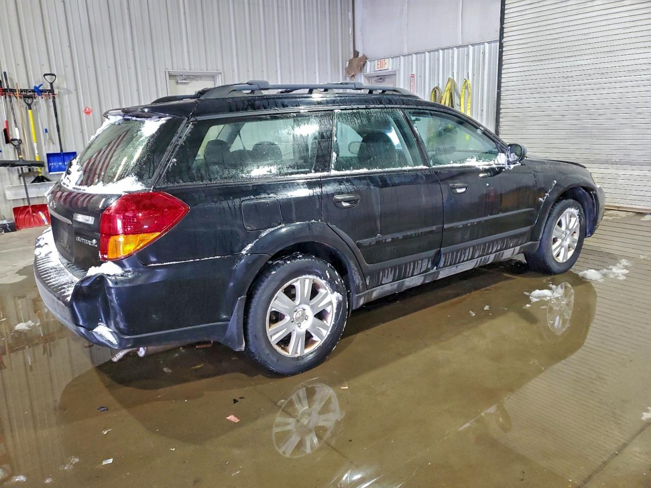2005 SUBARU LEGACY OUTBACK 2.5I photo 3