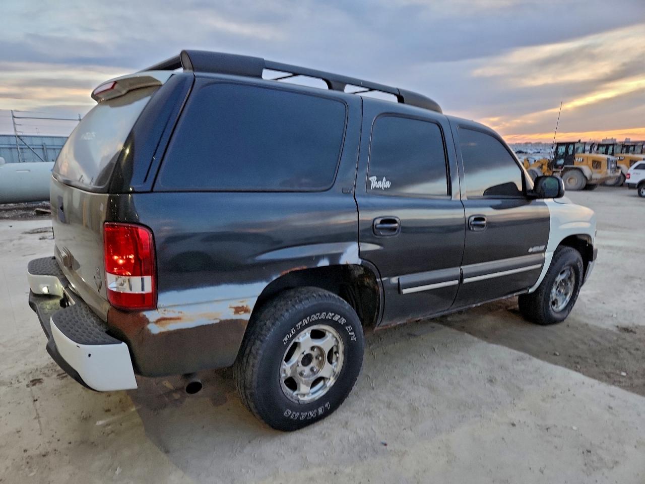 2003 CHEVROLET TAHOE K1500 photo 3