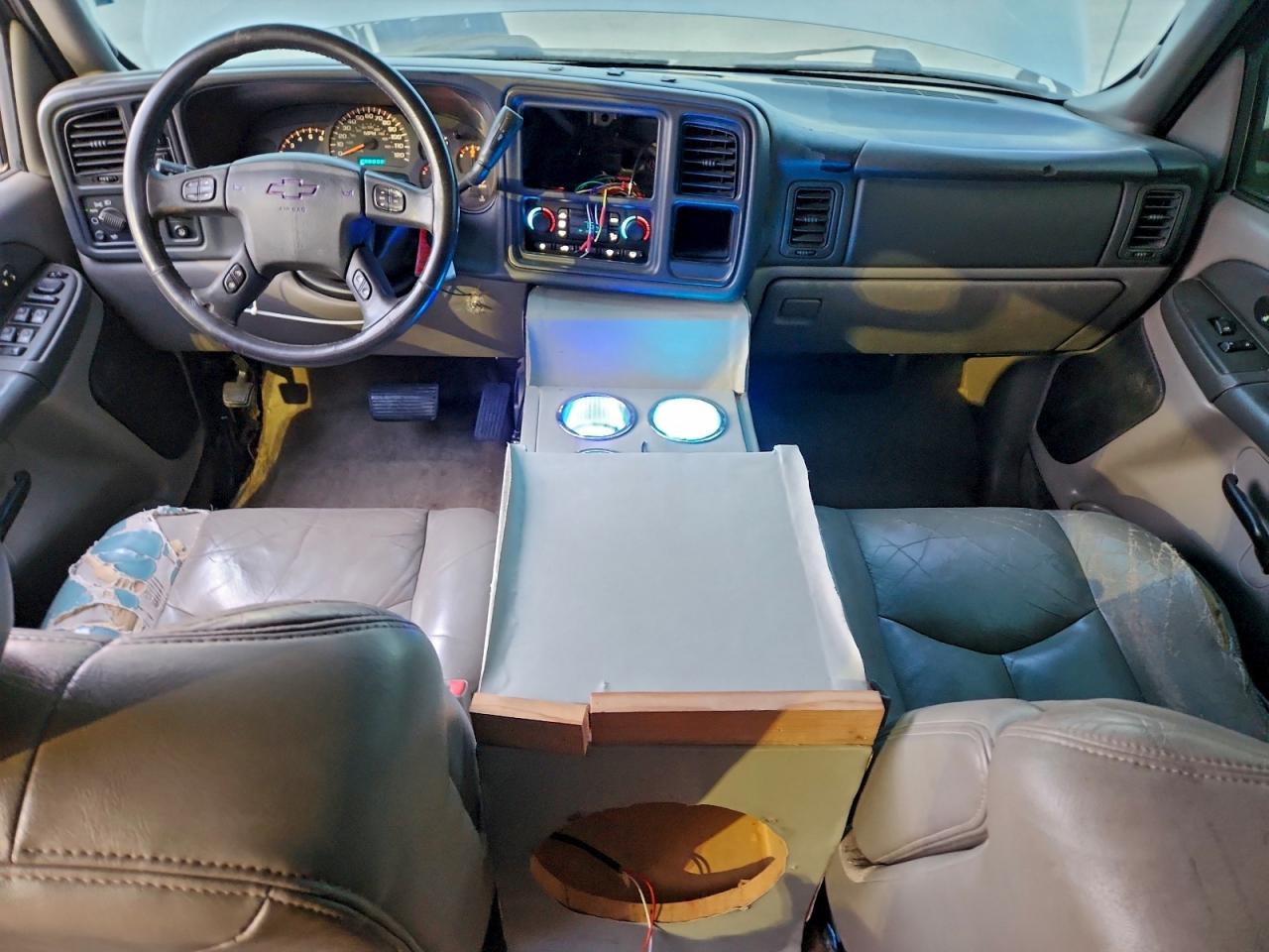 2003 CHEVROLET TAHOE K1500 photo 8