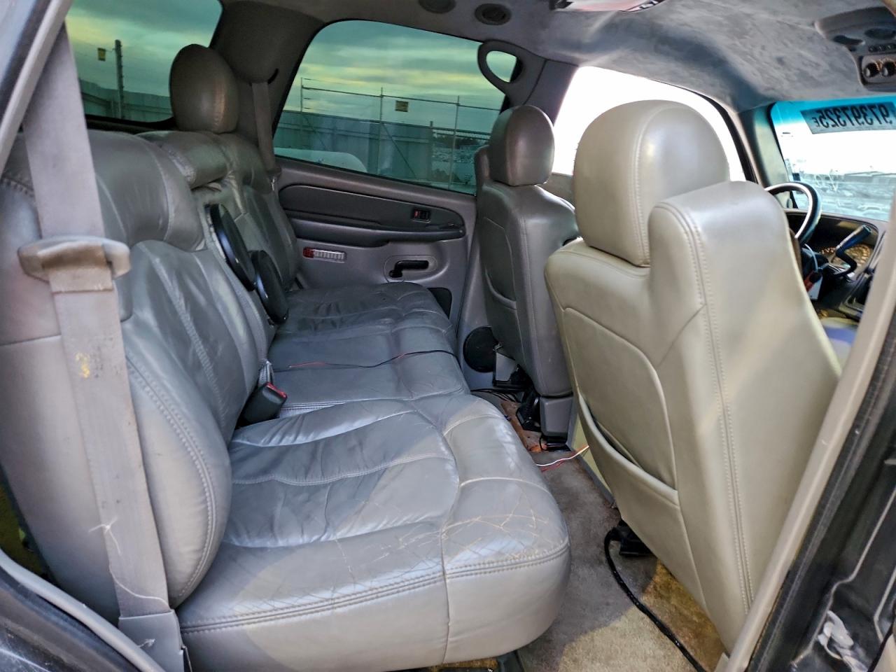 2003 CHEVROLET TAHOE K1500 photo 11