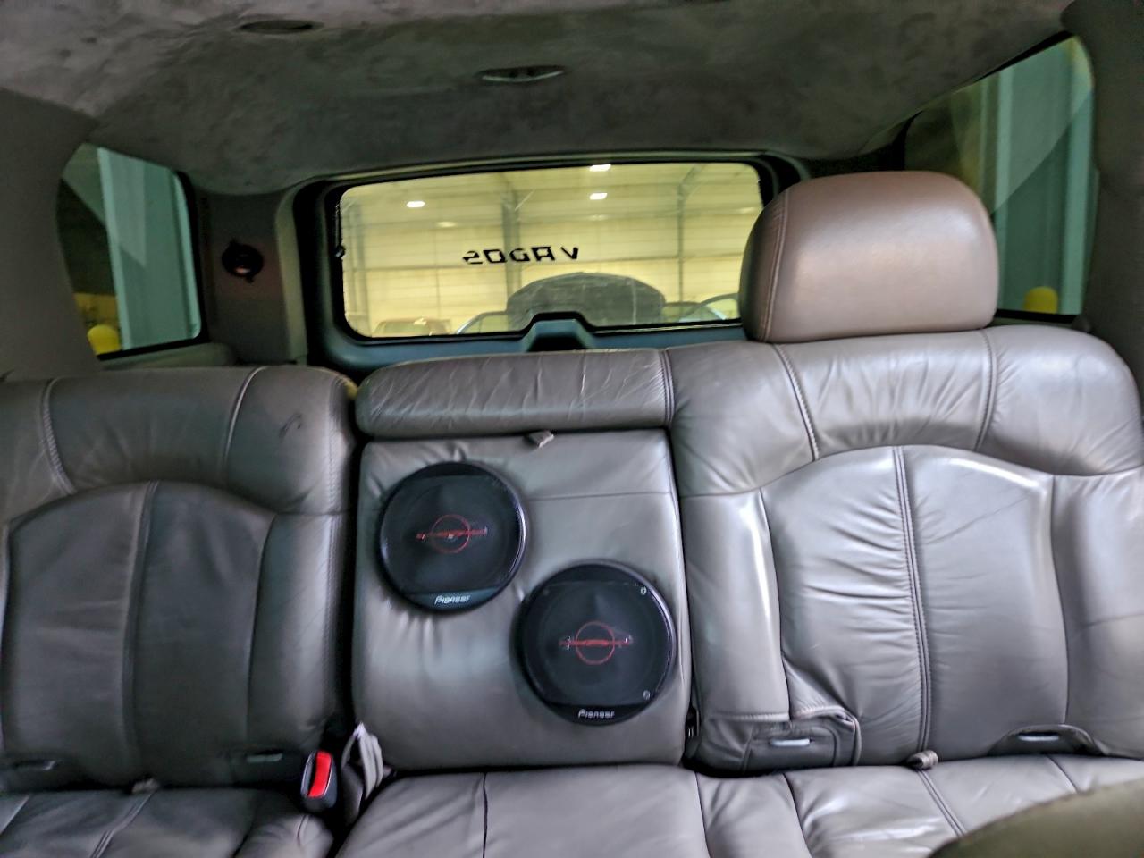 2003 CHEVROLET TAHOE K1500 photo 10