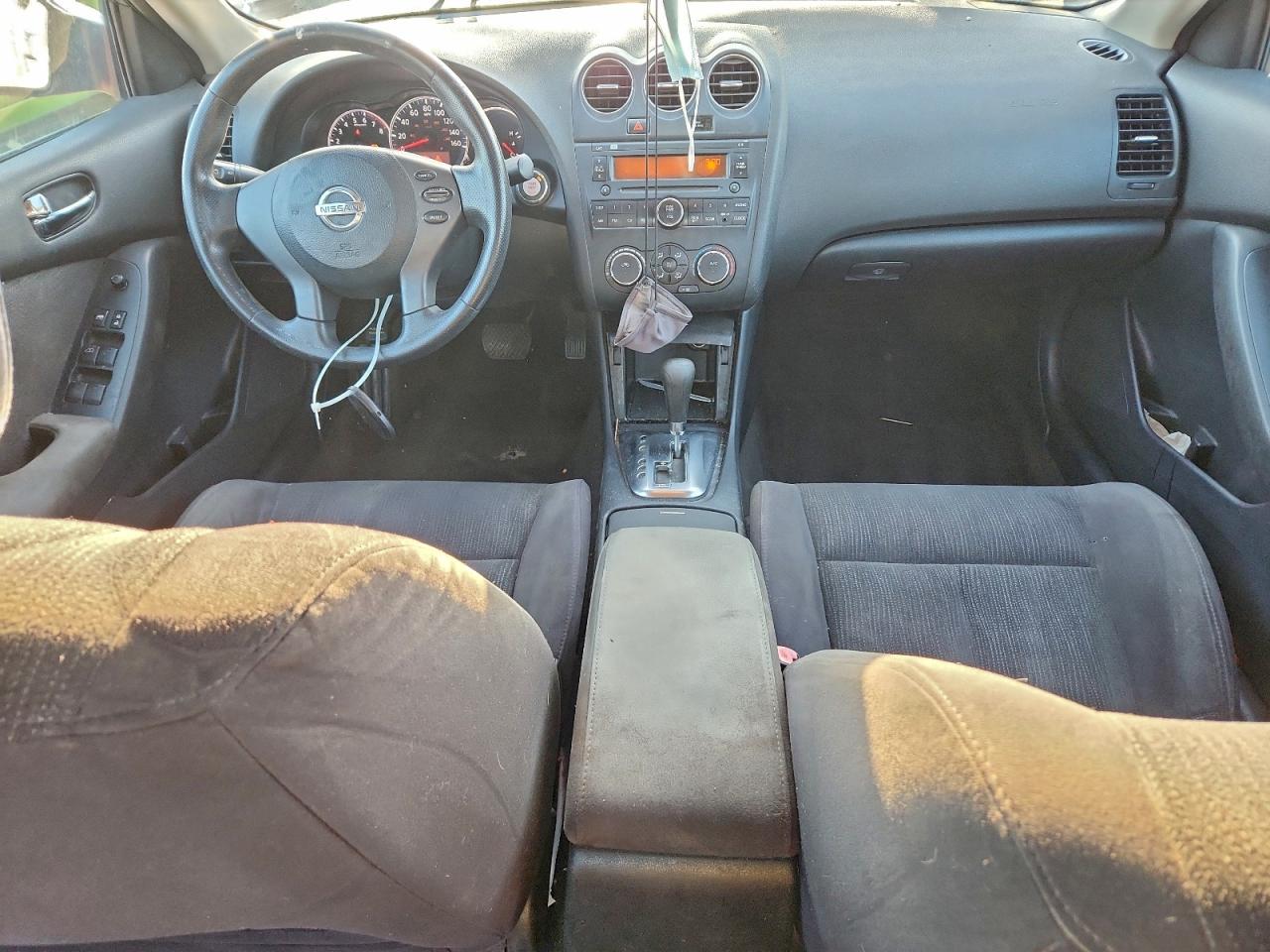 2011 NISSAN ALTIMA BASE photo 8