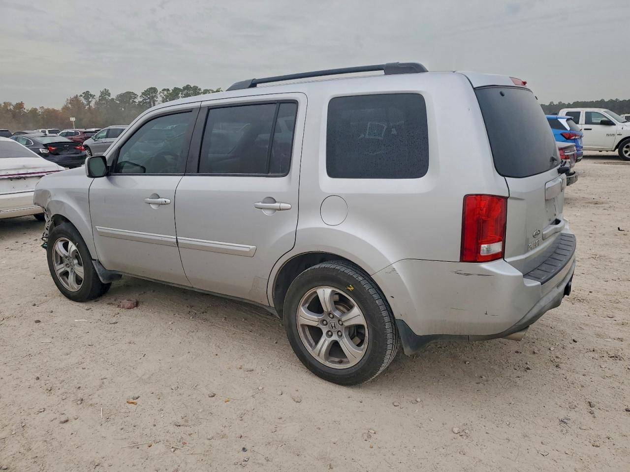 2012 HONDA PILOT EX photo 2
