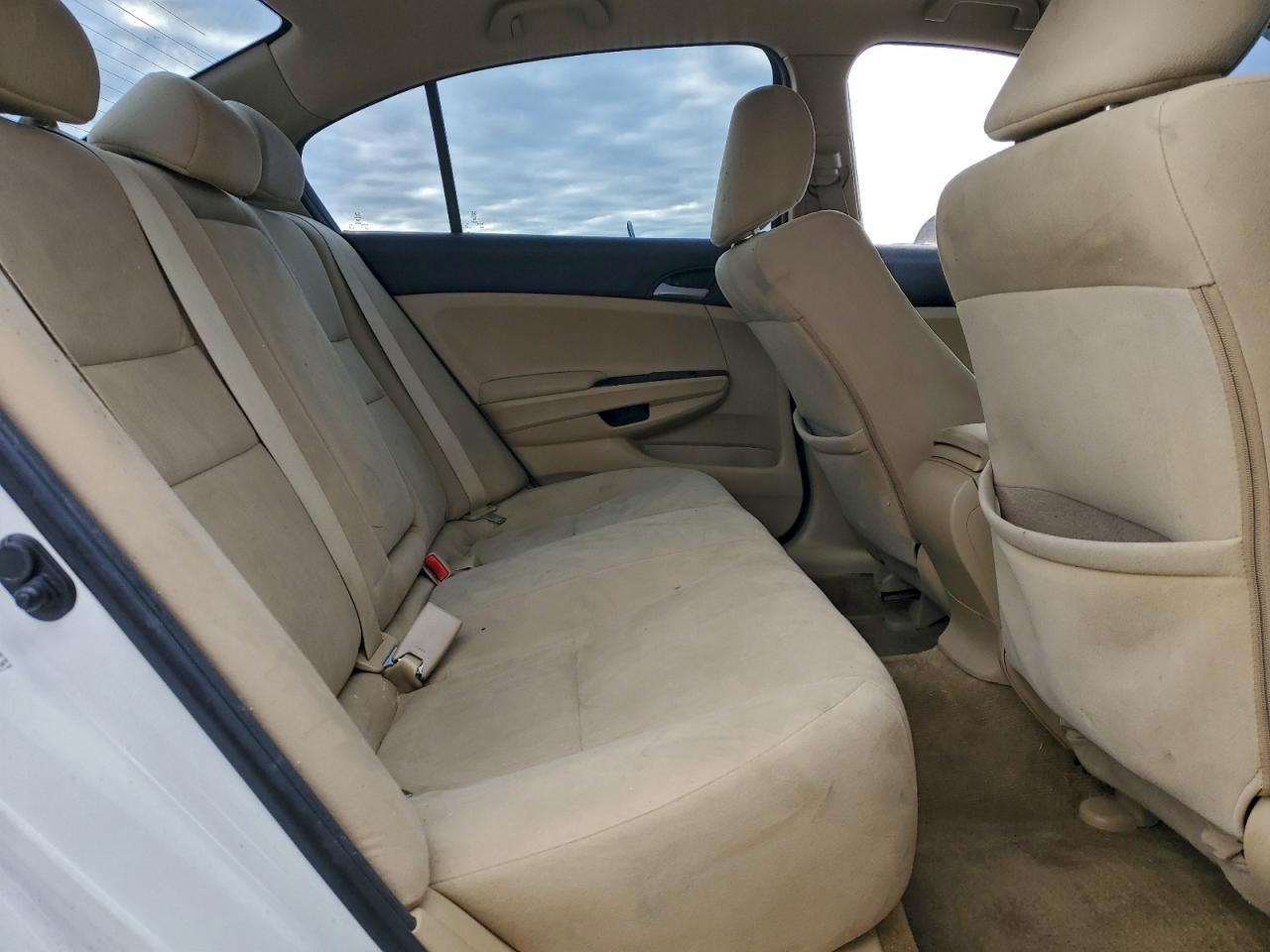 2012 HONDA ACCORD LX photo 10