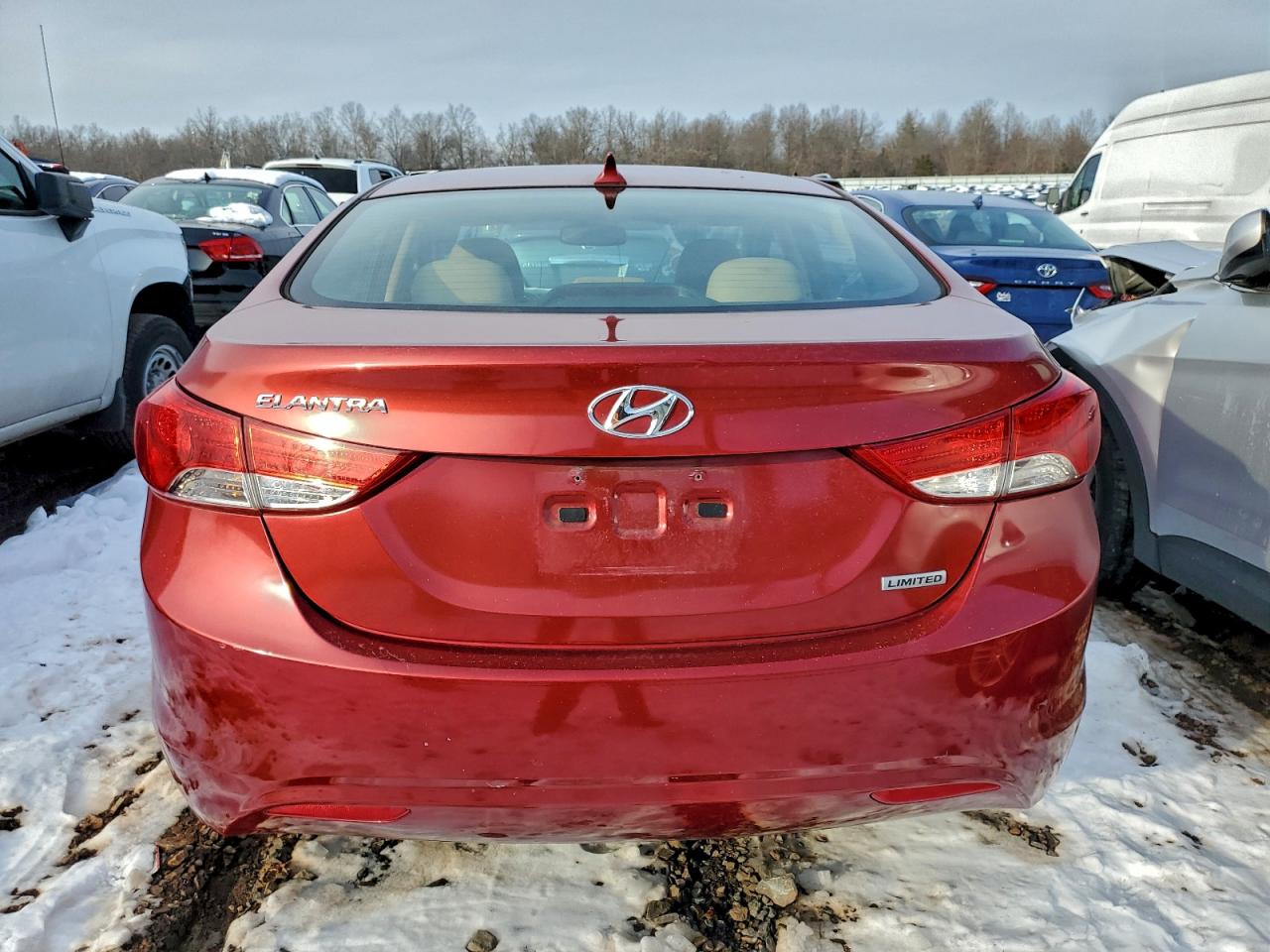 2013 HYUNDAI ELANTRA GLS photo 16