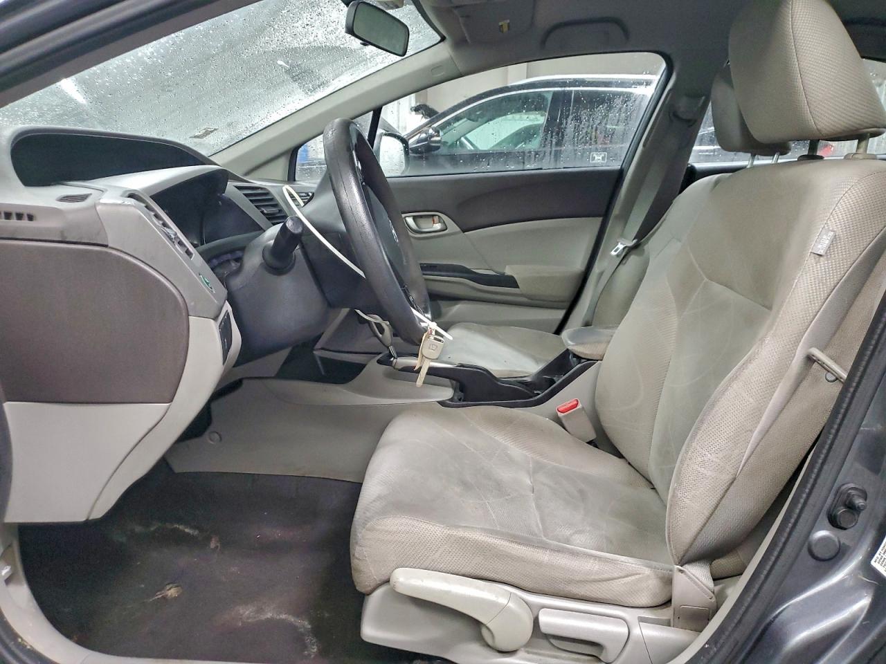 2012 HONDA CIVIC LX photo 7