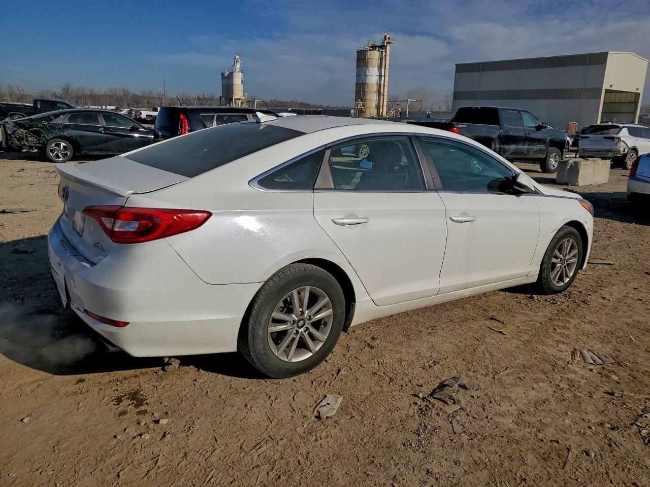 2016 HYUNDAI SONATA SE photo 3