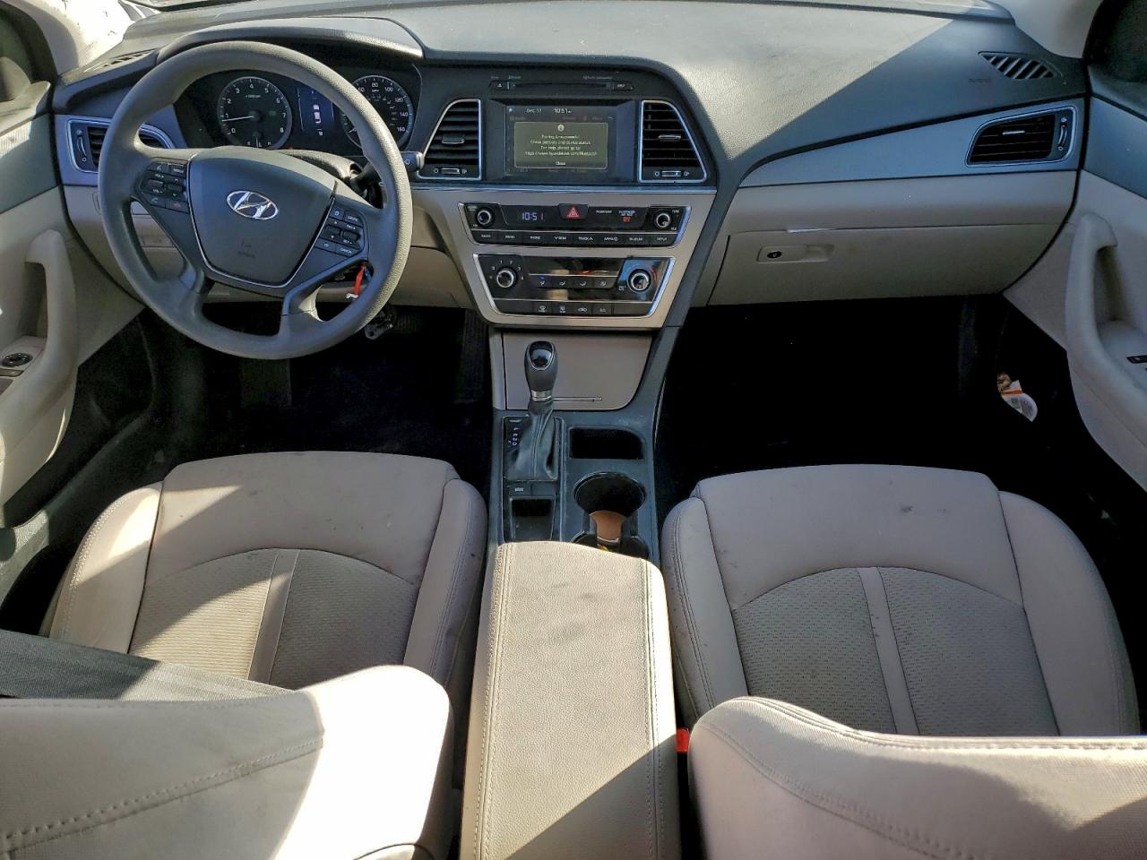 2016 HYUNDAI SONATA SE photo 8