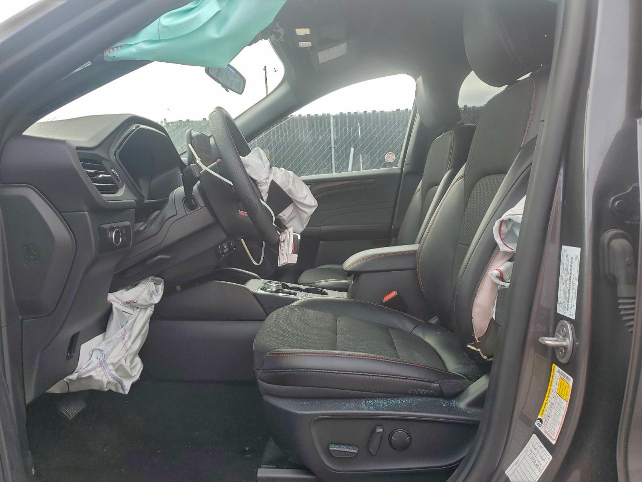 2025 FORD ESCAPE ST LINE photo 7
