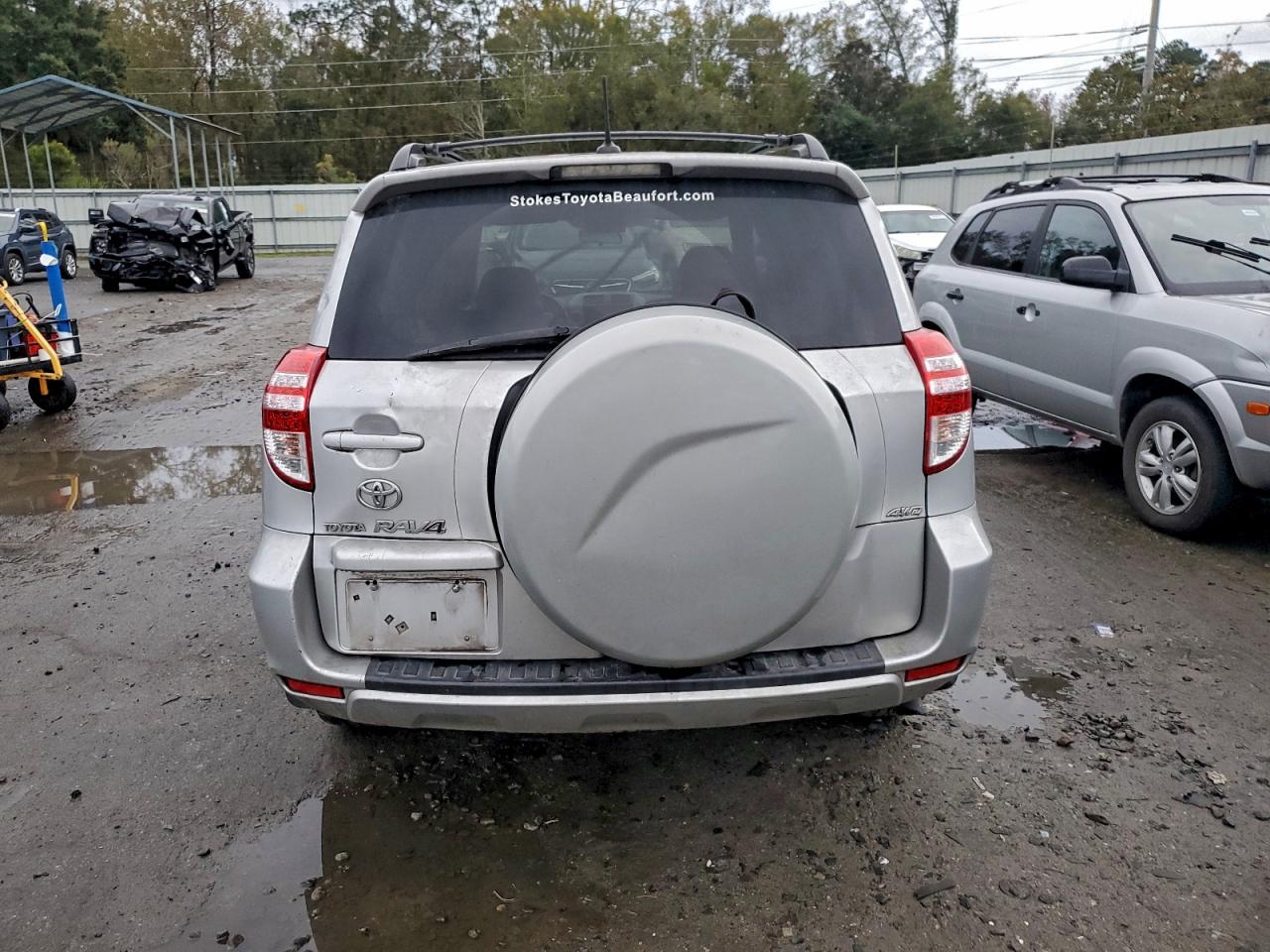 2010 TOYOTA RAV4 photo 11