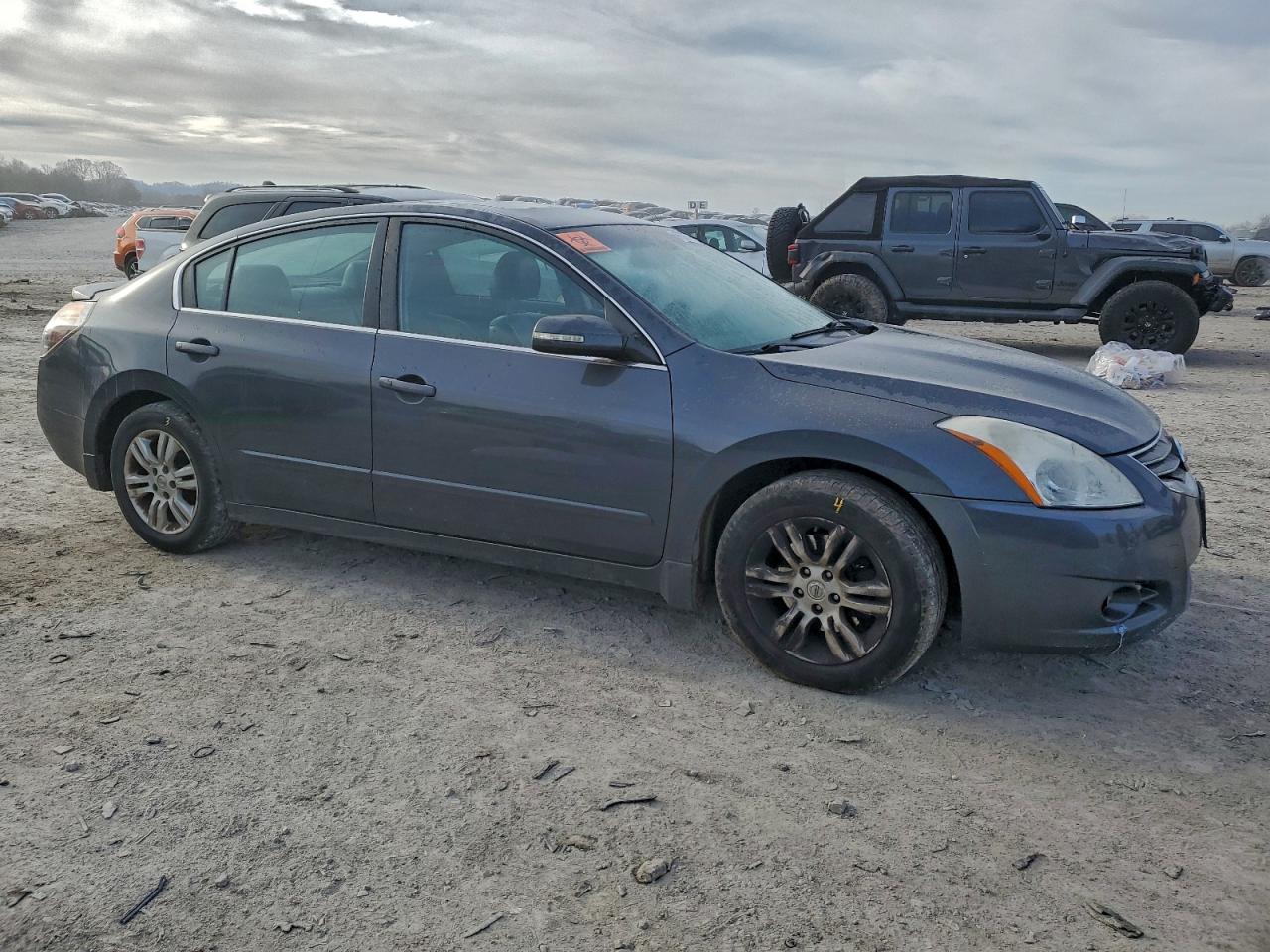 2012 NISSAN ALTIMA BASE photo 4