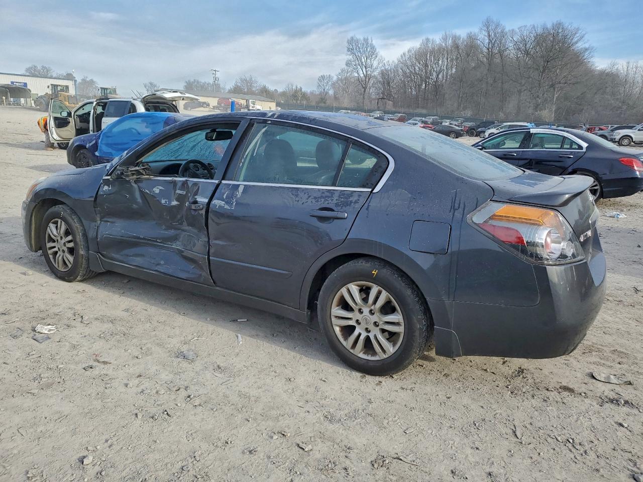 2012 NISSAN ALTIMA BASE photo 2