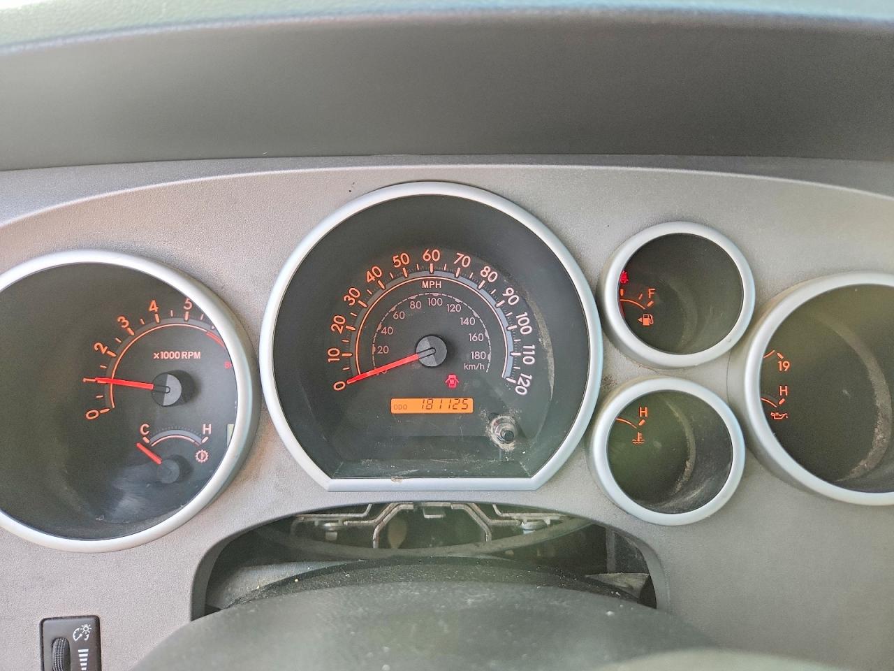 2011 TOYOTA TUNDRA CREWMAX SR5 photo 17