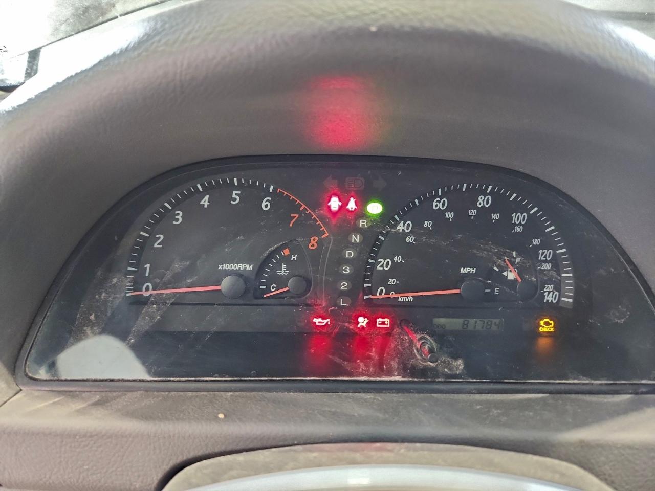 2004 TOYOTA CAMRY LE photo 25