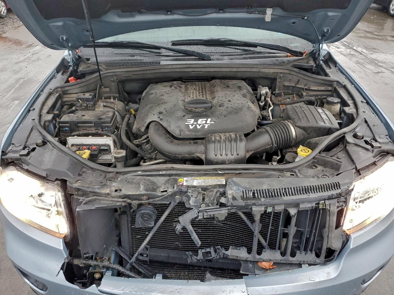 2012 JEEP GRAND CHEROKEE LAREDO photo 34