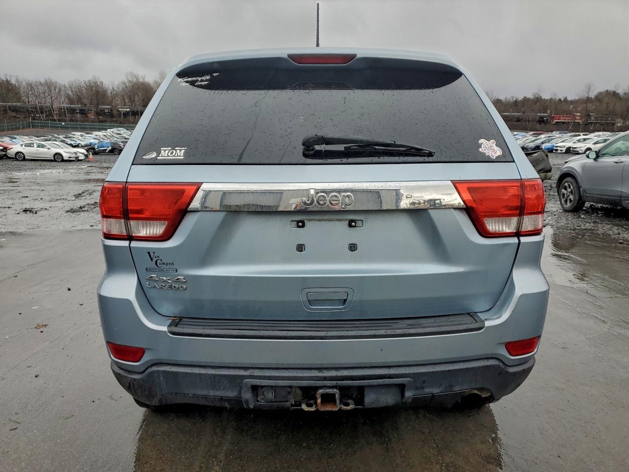 2012 JEEP GRAND CHEROKEE LAREDO photo 16