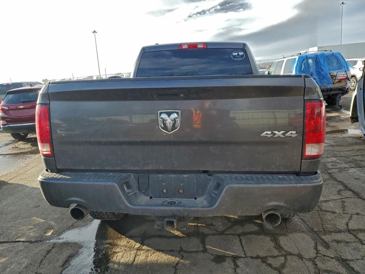2014 RAM 1500 ST photo 11