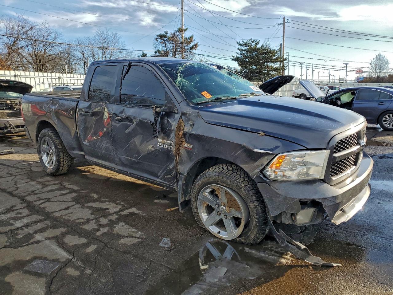 2014 RAM 1500 ST photo 7