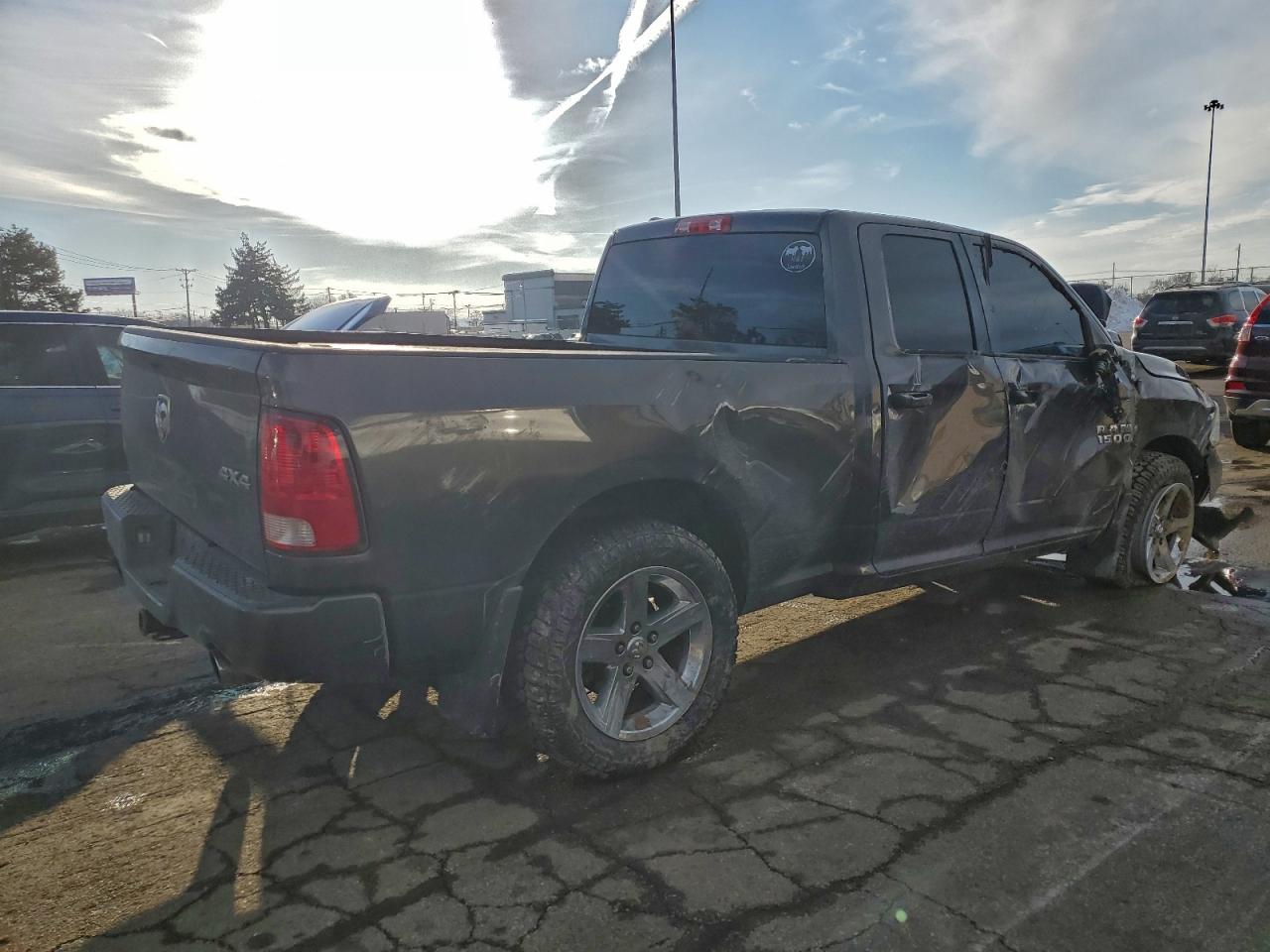 2014 RAM 1500 ST photo 5