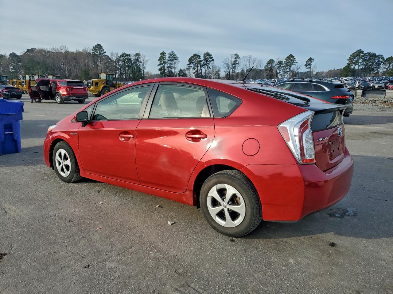 2015 TOYOTA PRIUS photo 3
