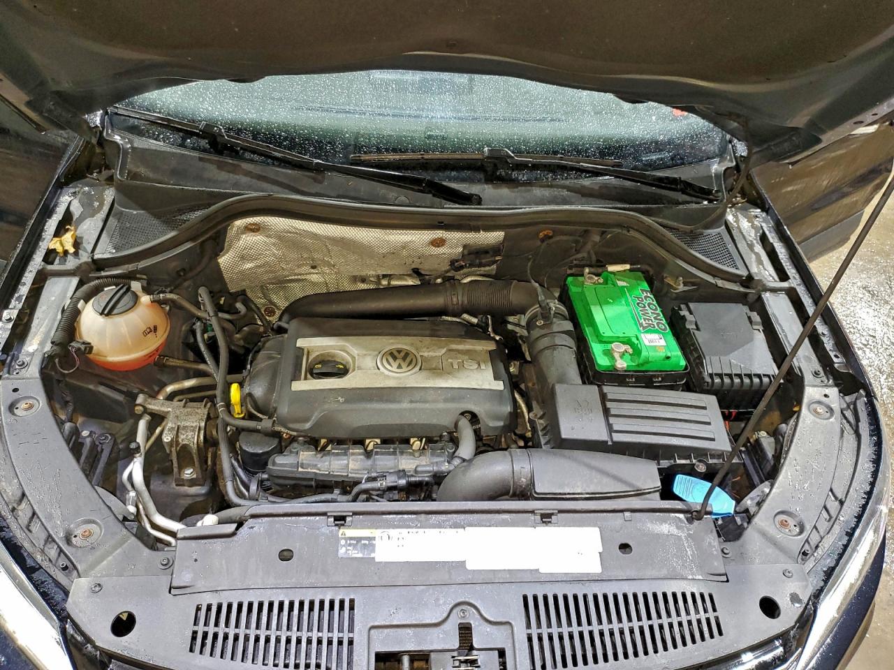 2016 VOLKSWAGEN TIGUAN S photo 34