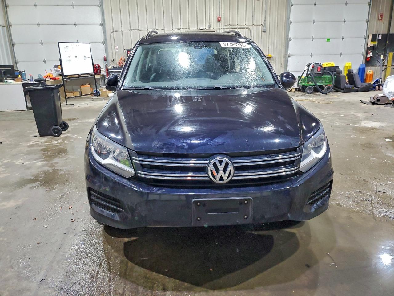 2016 VOLKSWAGEN TIGUAN S photo 13